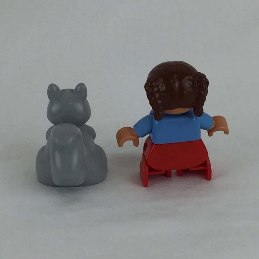 Lego Duplo 10832 Birthday Picnic Set 19 Piece Lot Near Complete Squirrel Figures - Picture 8 of 9